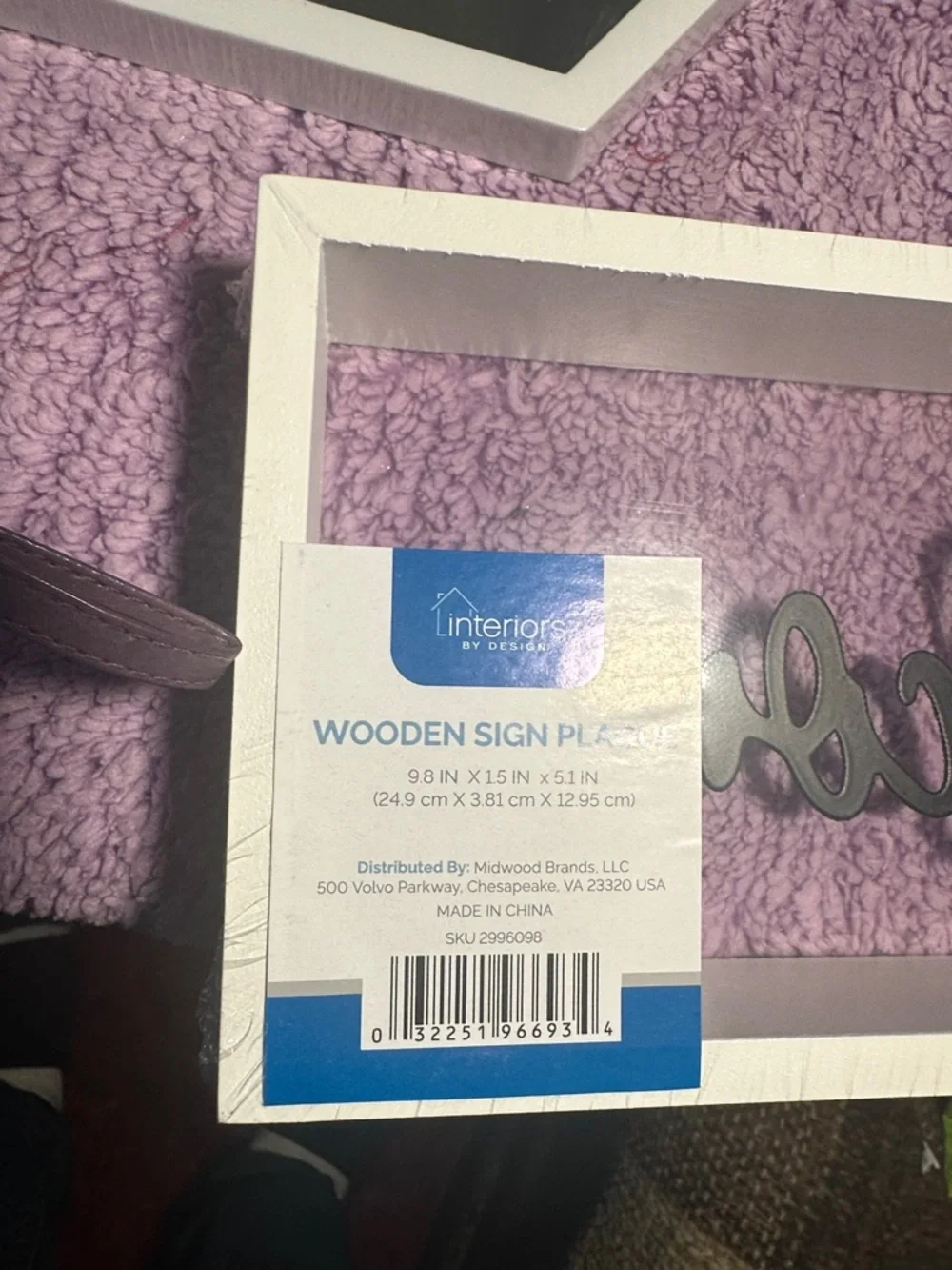 White 'Welcome' Framed Sign with White Hexagon Mirror
